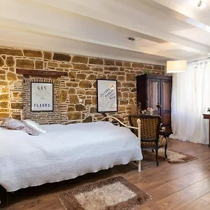  Apartment Duplex Camelia In Charming Old Town