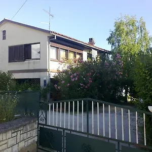 3* Pensjonat Jole